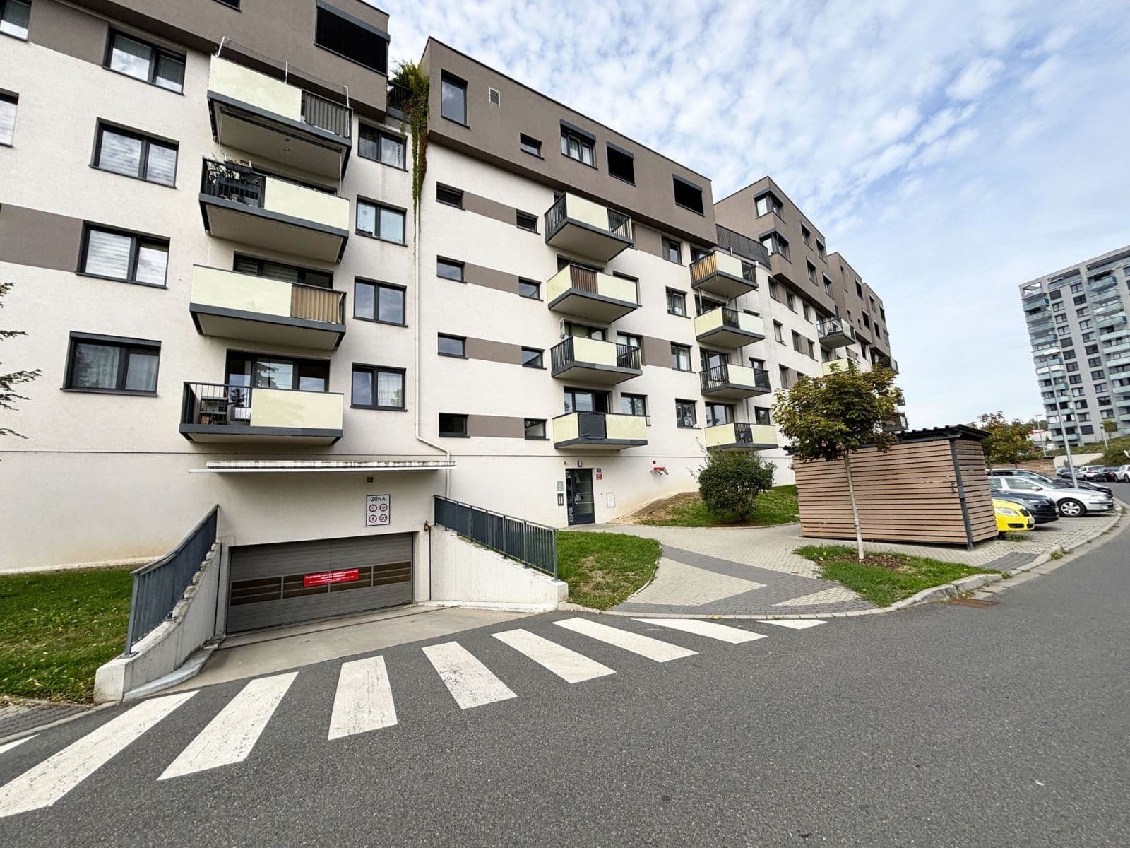 Prenájom bytu 1-izbový 33 m², Granitova, Praha, Praha Prenájom bytu 1-izbový 33 m², Granitova, Praha, Praha