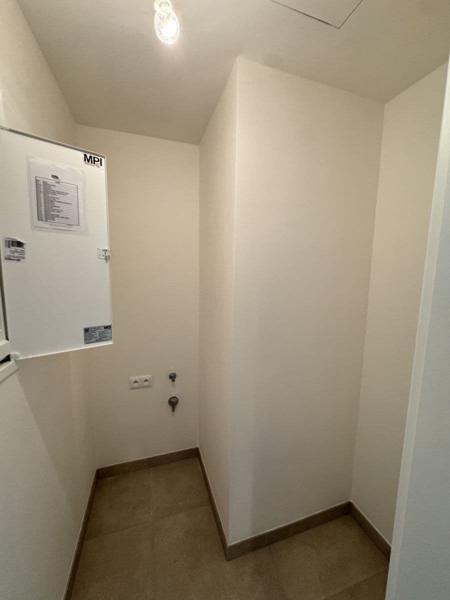 Predaj bytu 2-izbový 65 m², Drahobejlova, Praha, Praha Predaj bytu 2-izbový 65 m², Drahobejlova, Praha, Praha