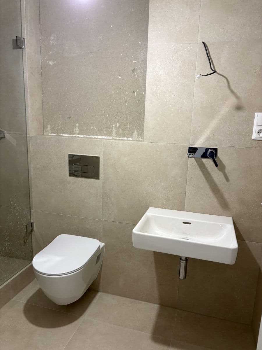 Predaj bytu 2-izbový 65 m², Drahobejlova, Praha, Praha Predaj bytu 2-izbový 65 m², Drahobejlova, Praha, Praha