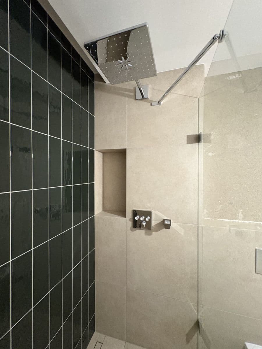 Predaj bytu 2-izbový 65 m², Drahobejlova, Praha, Praha Predaj bytu 2-izbový 65 m², Drahobejlova, Praha, Praha