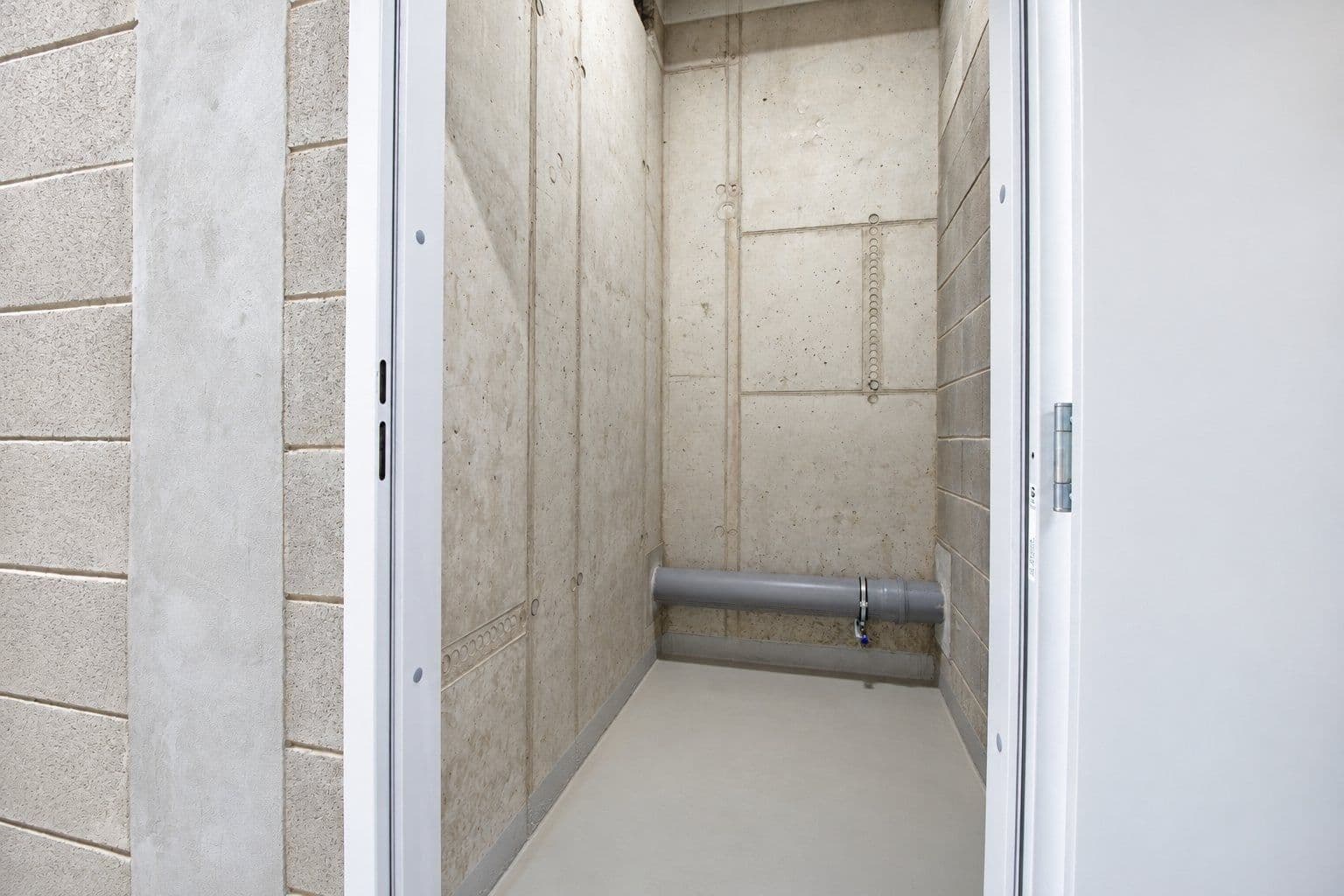 Prenájom bytu 2-izbový 48 m², Českobrodská, Praha, Praha Prenájom bytu 2-izbový 48 m², Českobrodská, Praha, Praha