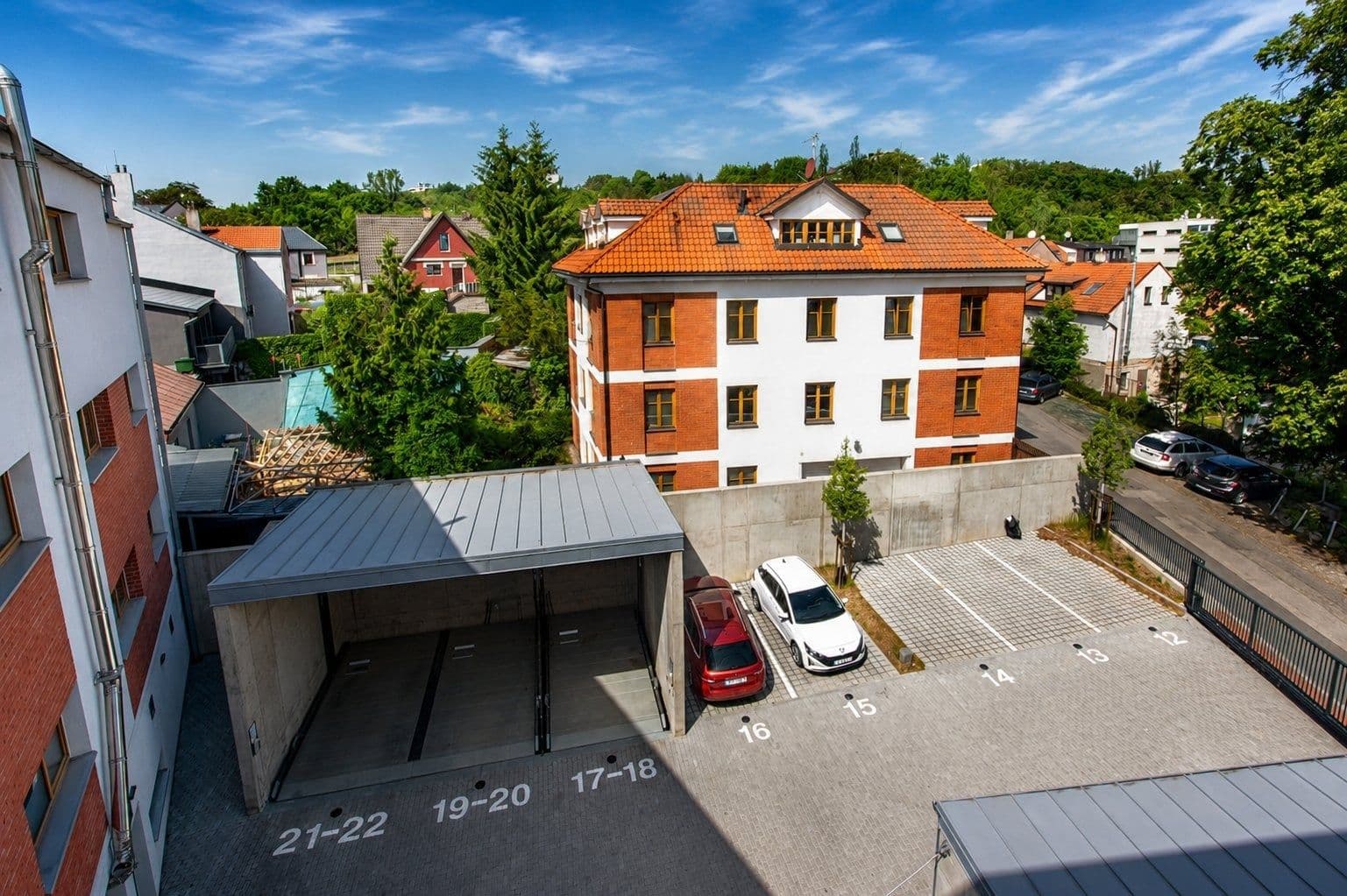 Prenájom bytu 2-izbový 48 m², Českobrodská, Praha, Praha Prenájom bytu 2-izbový 48 m², Českobrodská, Praha, Praha