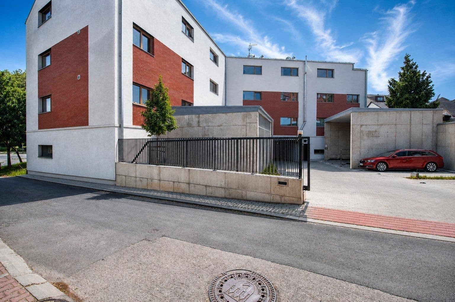 Prenájom bytu 2-izbový 48 m², Českobrodská, Praha, Praha Prenájom bytu 2-izbový 48 m², Českobrodská, Praha, Praha