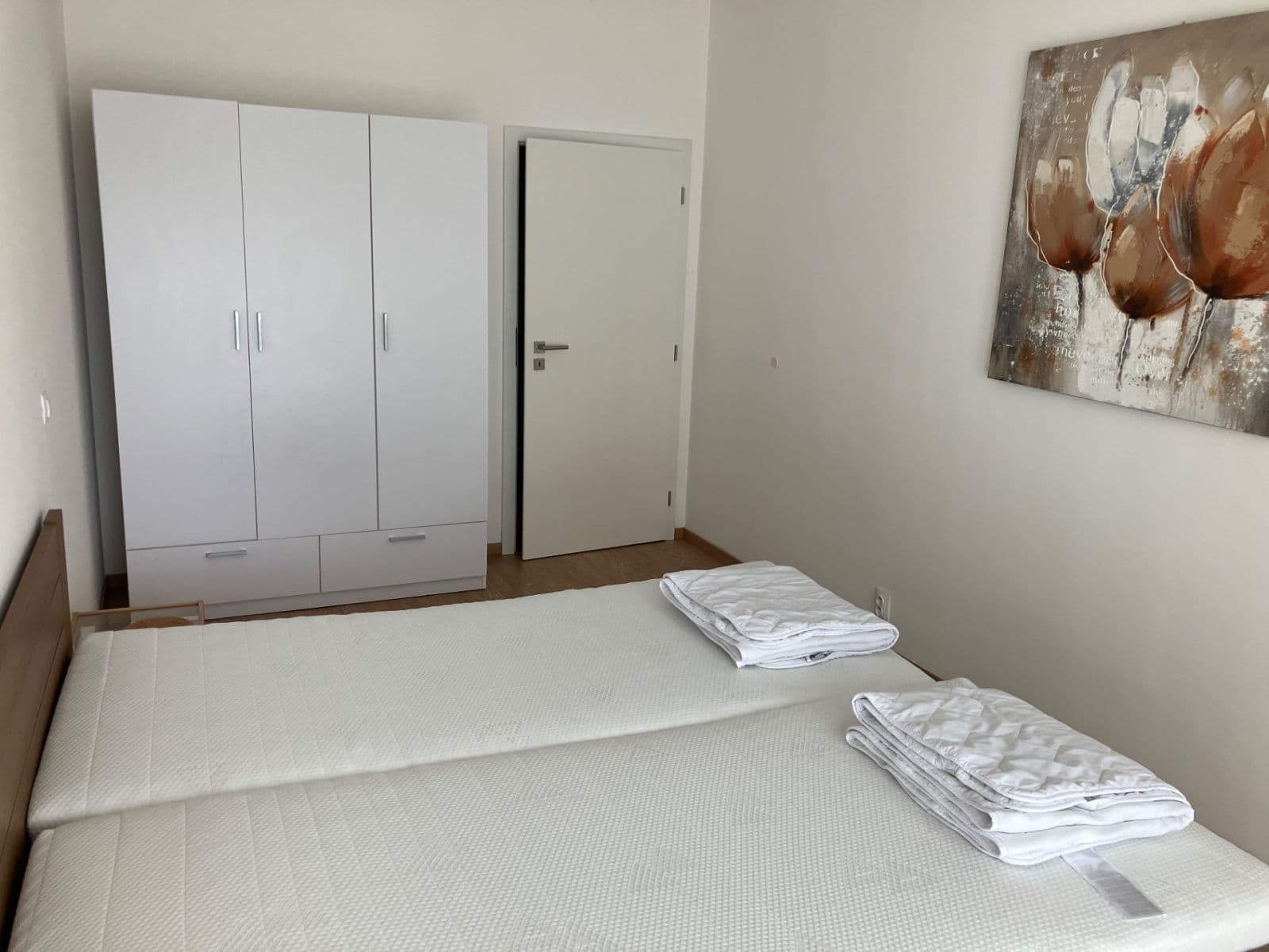 Prenájom bytu 2-izbový 64 m², U Mlýnského kanálu, Praha, Praha Prenájom bytu 2-izbový 64 m², U Mlýnského kanálu, Praha, Praha