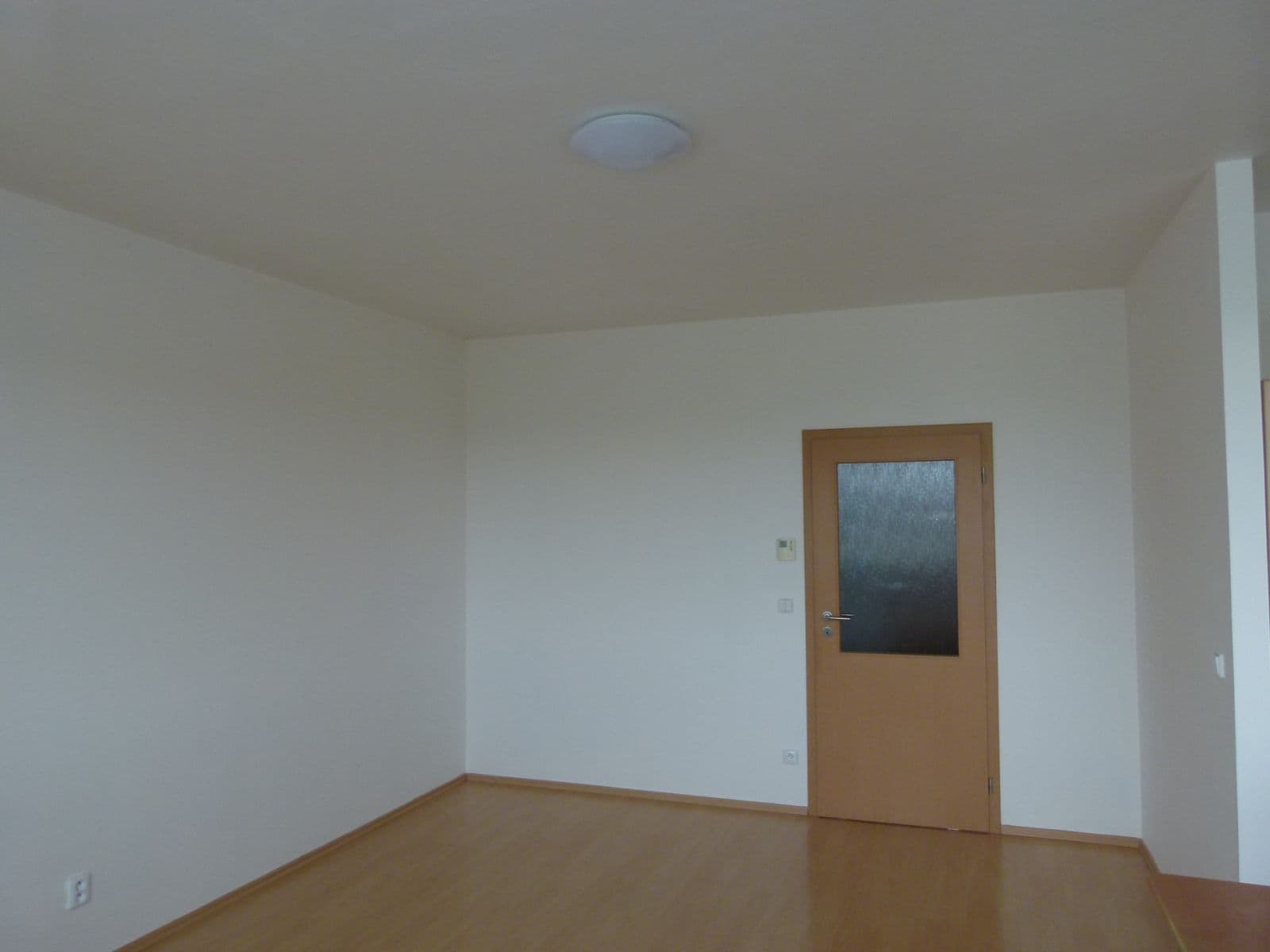 Prenájom bytu 1-izbový 39 m², Chudčická, Brno, Jihomoravský kraj Prenájom bytu 1-izbový 39 m², Chudčická, Brno, Jihomoravský kraj