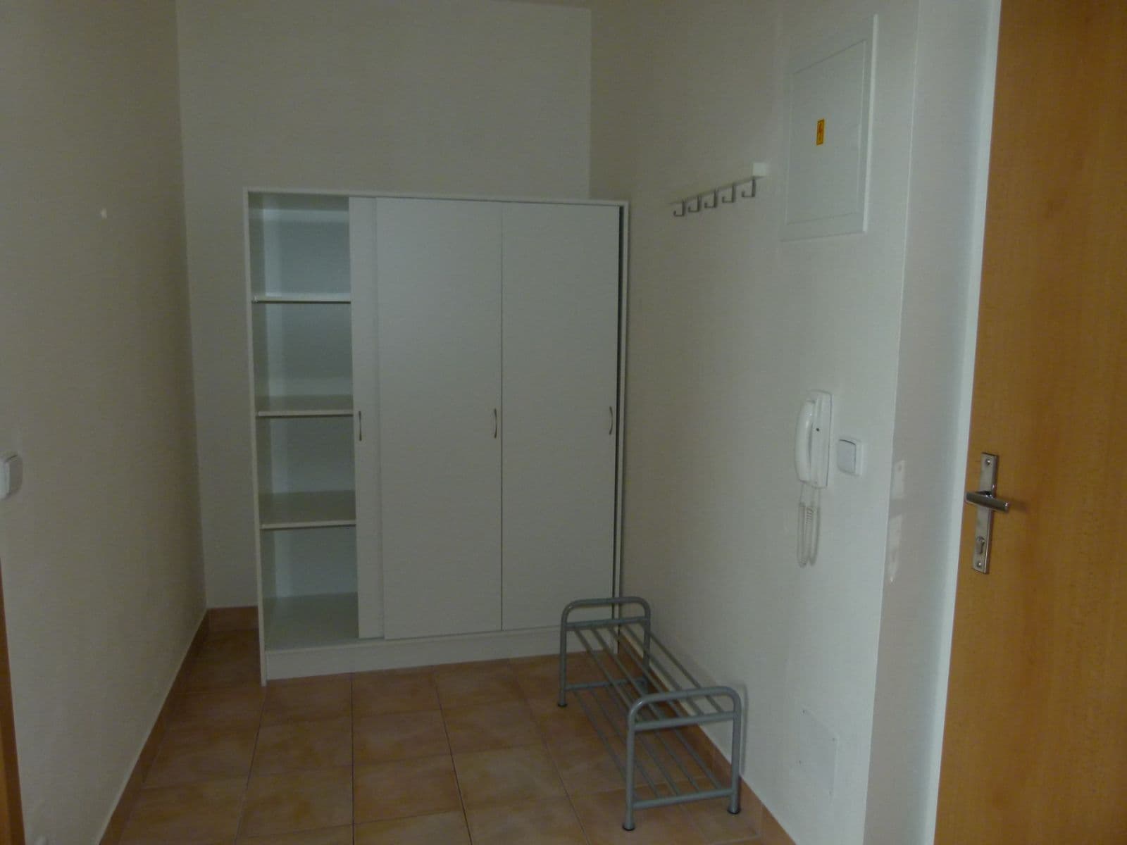 Prenájom bytu 1-izbový 39 m², Chudčická, Brno, Jihomoravský kraj Prenájom bytu 1-izbový 39 m², Chudčická, Brno, Jihomoravský kraj