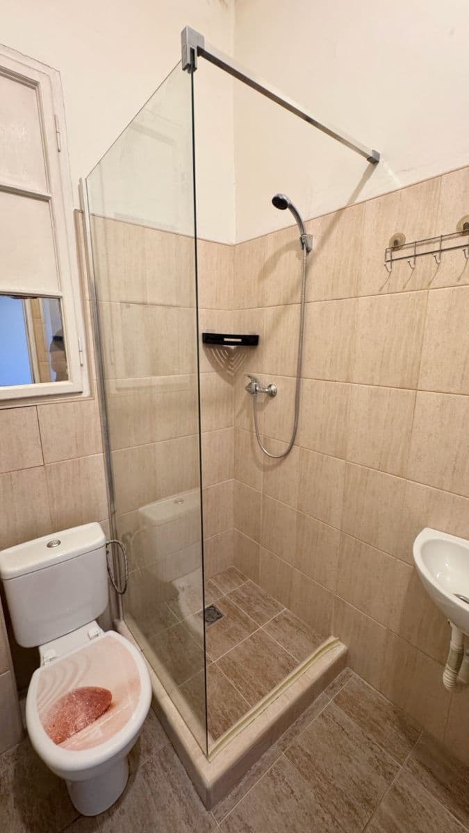 Prenájom bytu 2-izbový 42 m², Heydukova, Praha, Praha Prenájom bytu 2-izbový 42 m², Heydukova, Praha, Praha
