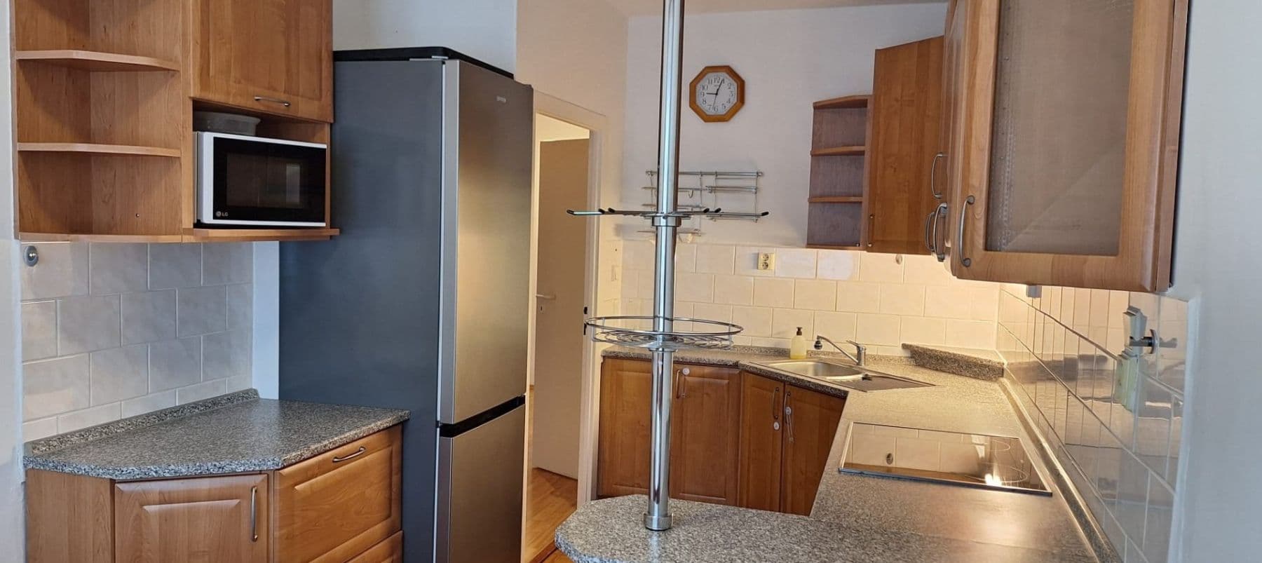 Prenájom bytu 3-izbový 77 m², Voskovcova, Praha, Praha Prenájom bytu 3-izbový 77 m², Voskovcova, Praha, Praha