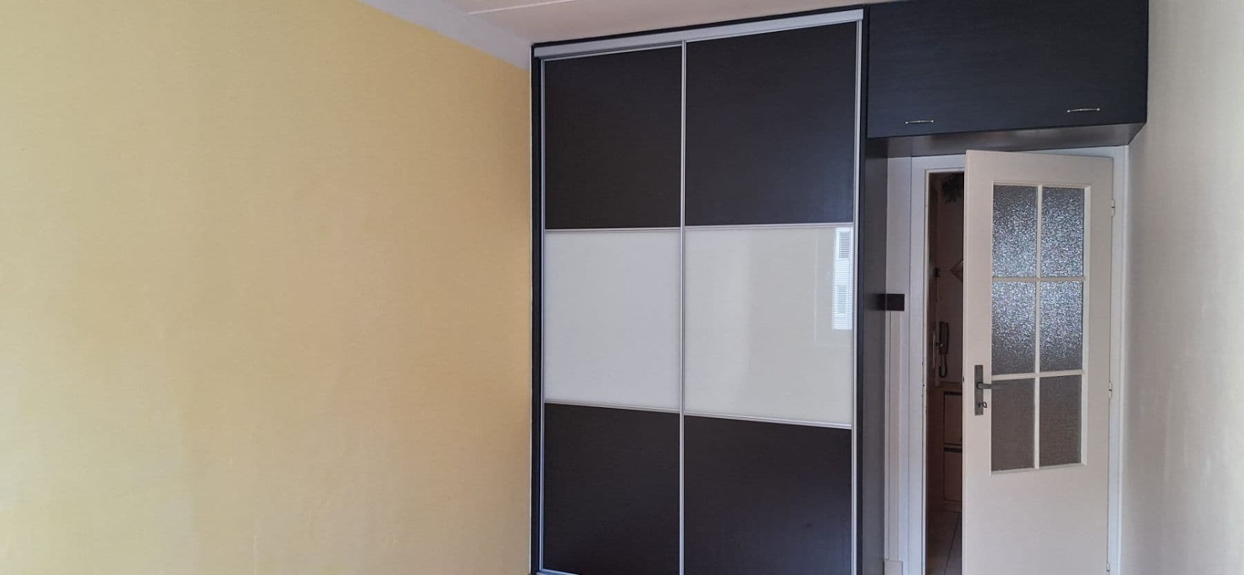 Prenájom bytu 3-izbový 77 m², Voskovcova, Praha, Praha Prenájom bytu 3-izbový 77 m², Voskovcova, Praha, Praha