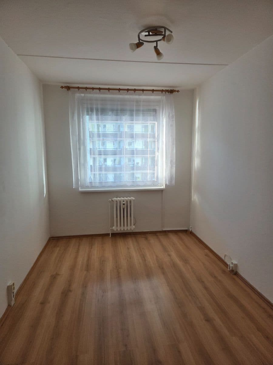 Prenájom bytu 3-izbový 77 m², Voskovcova, Praha, Praha Prenájom bytu 3-izbový 77 m², Voskovcova, Praha, Praha