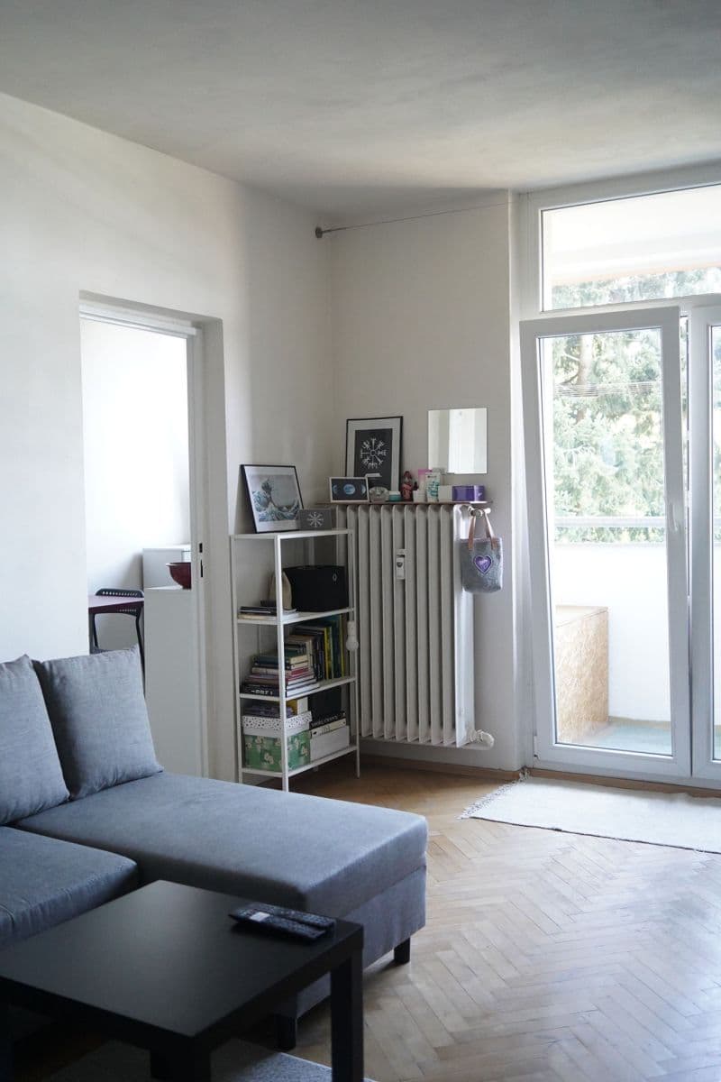 Prenájom bytu 1-izbový 29 m², Halasovo náměstí, Brno, Jihomoravský kraj Prenájom bytu 1-izbový 29 m², Halasovo náměstí, Brno, Jihomoravský kraj