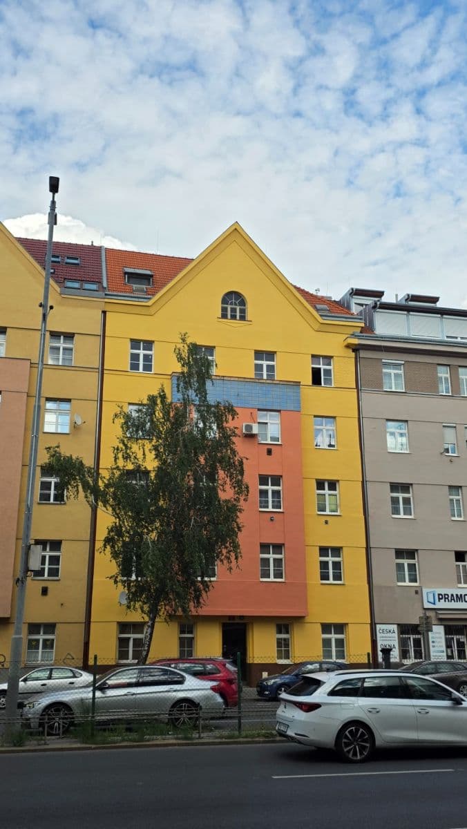 Prenájom bytu 2-izbový 40 m², 5. května, Praha, Praha Prenájom bytu 2-izbový 40 m², 5. května, Praha, Praha
