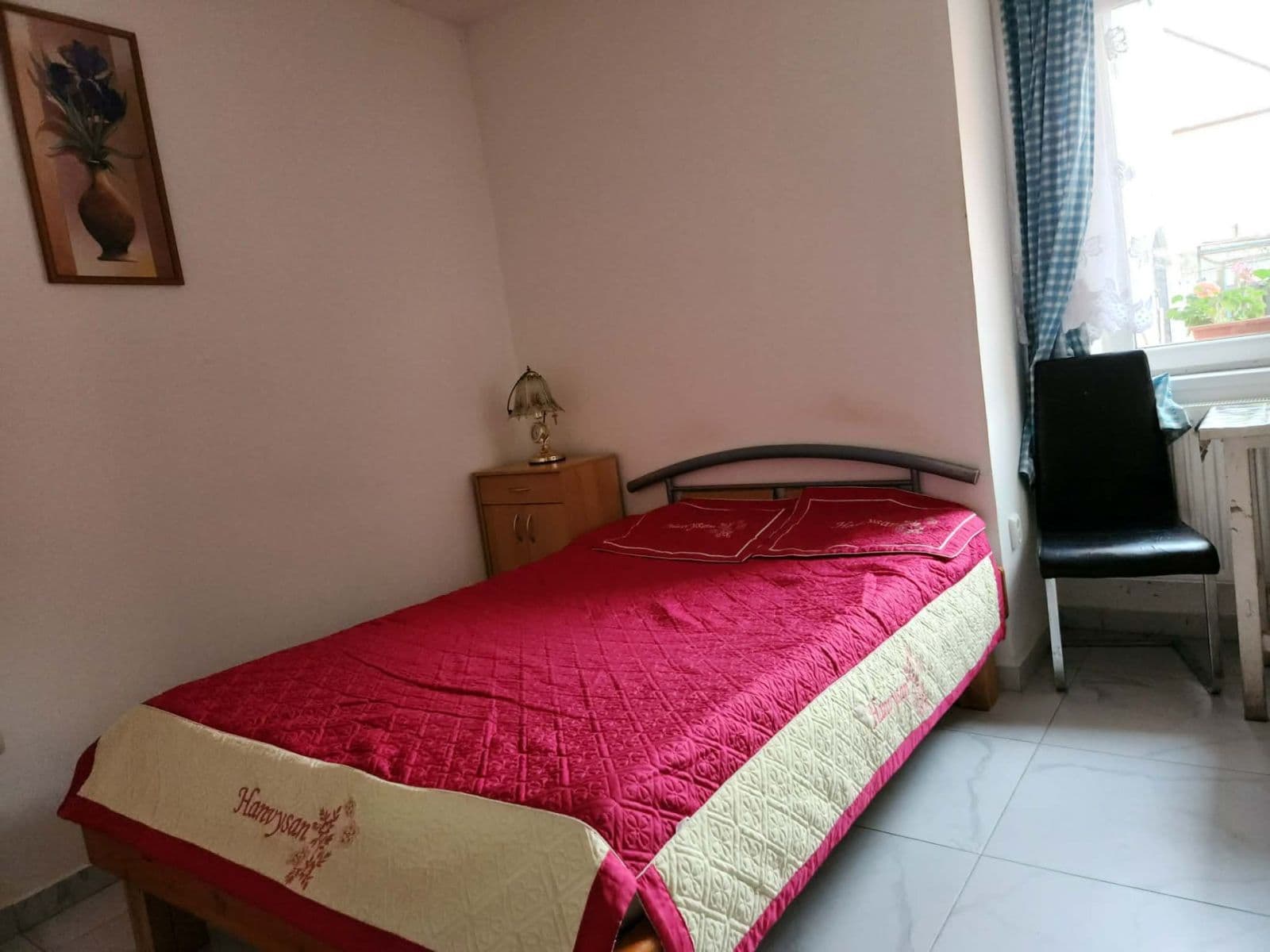 Prenájom bytu 3-izbový 45 m², Masarykovo nám., Přeštice, Plzeňský kraj Prenájom bytu 3-izbový 45 m², Masarykovo nám., Přeštice, Plzeňský kraj