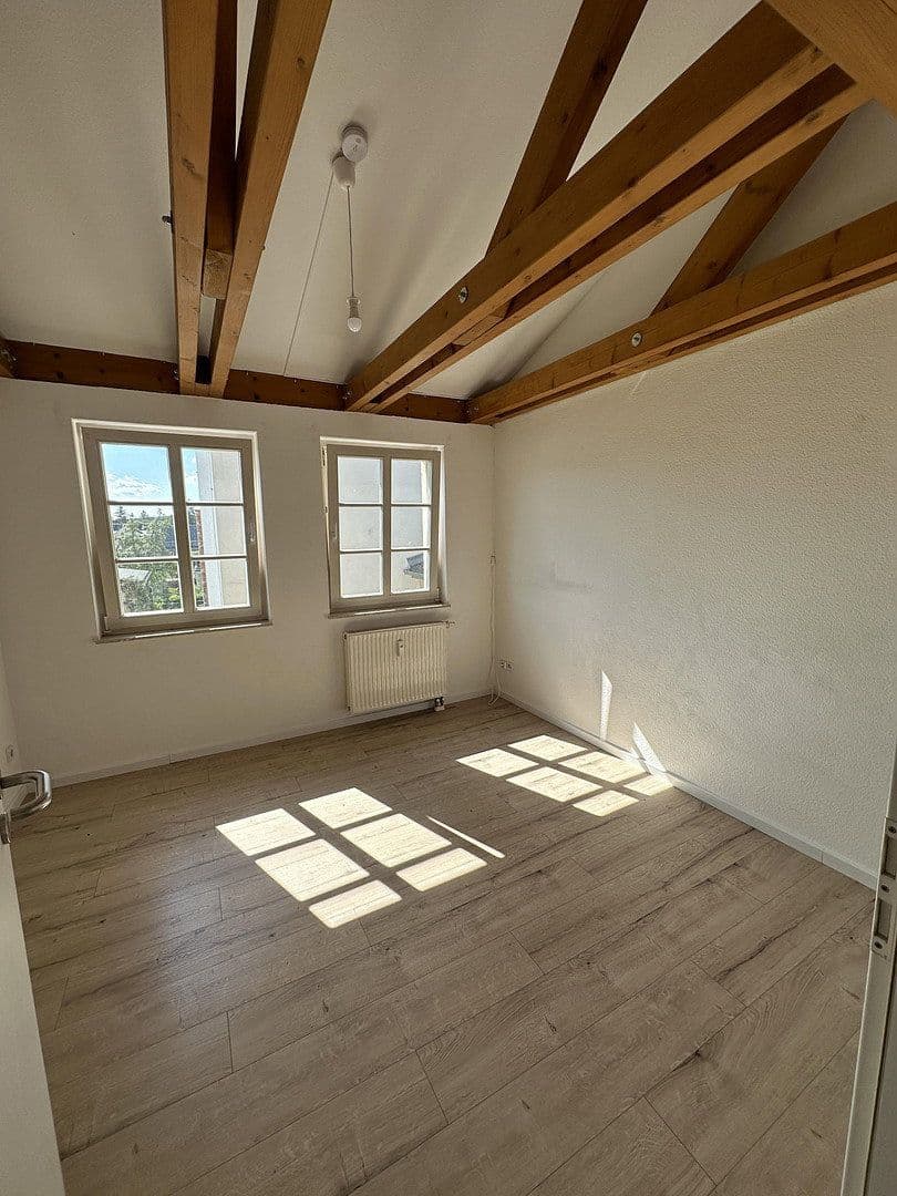 Prenájom bytu 3-izbový 94 m², Neumarkt 9, Lichtenstein/Sachsen, Sasko Prenájom bytu 3-izbový 94 m², Neumarkt 9, Lichtenstein/Sachsen, Sasko