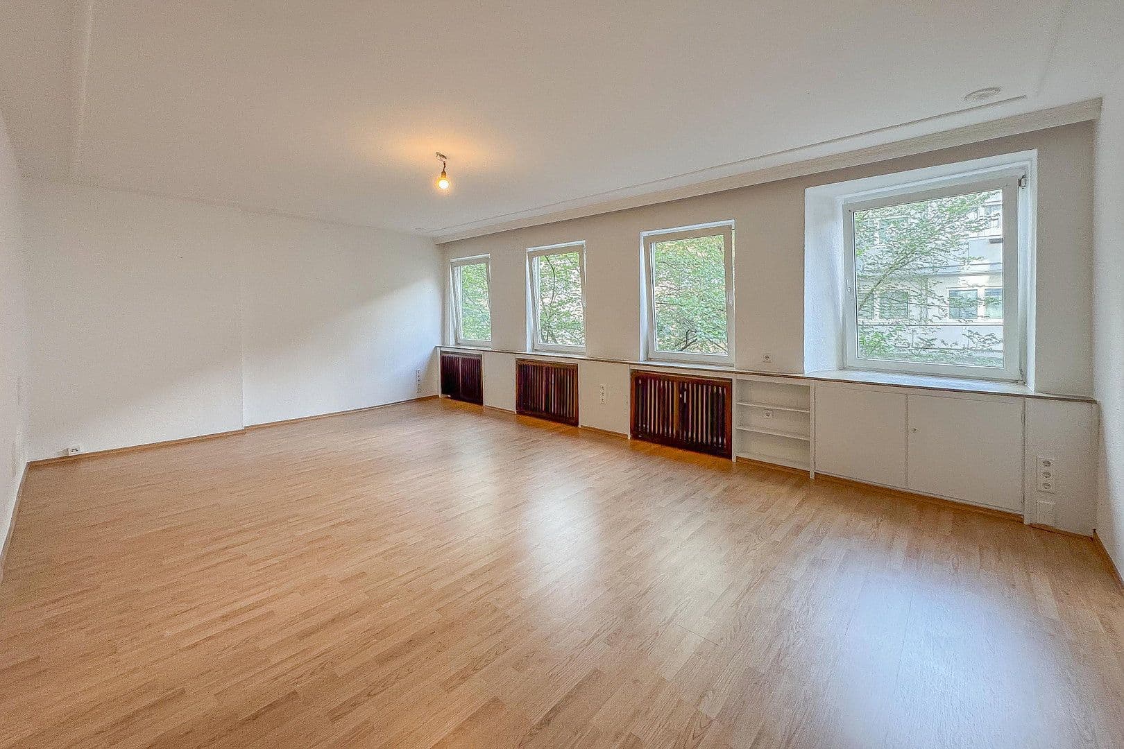 Prenájom bytu 3-izbový 88 m², Ruhrstraße 13-15, Witten, Severné Porýnie - Westfálsko Prenájom bytu 3-izbový 88 m², Ruhrstraße 13-15, Witten, Severné Porýnie - Westfálsko