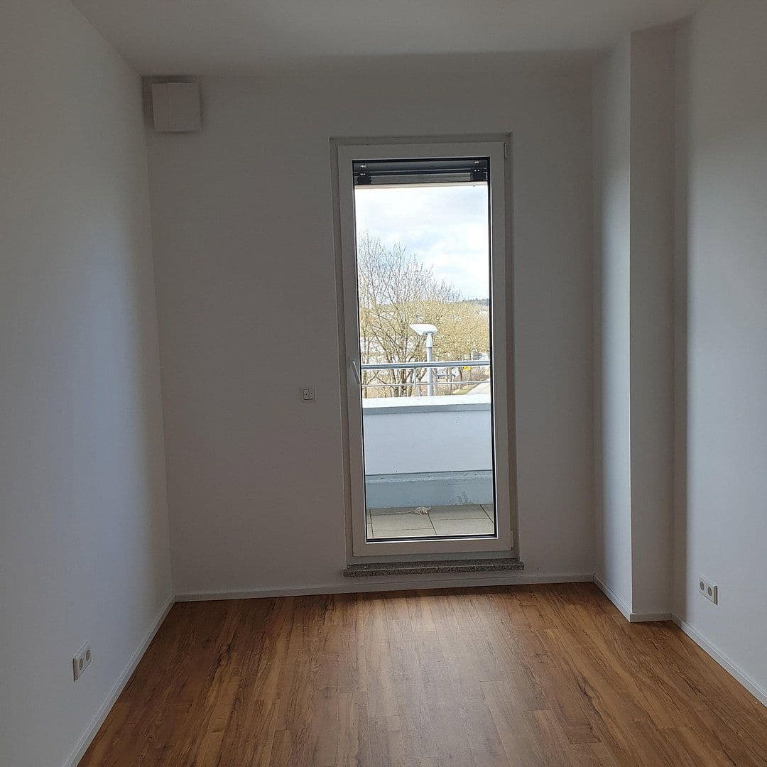 Prenájom bytu 4-izbový 107 m², Georg-Huber-Straße 12, Zorneding - Ortsteil Pöring, Bavorsko Prenájom bytu 4-izbový 107 m², Georg-Huber-Straße 12, Zorneding - Ortsteil Pöring, Bavorsko