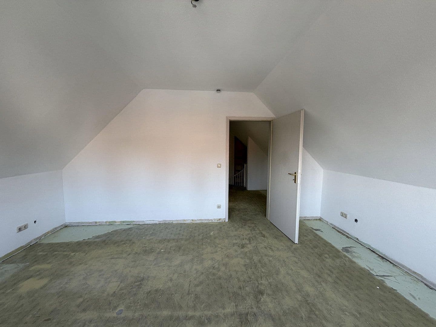 Predaj bytu 3-izbový 92 m², Sonnenstrasse 8a, Zirndorf, Bavorsko Predaj bytu 3-izbový 92 m², Sonnenstrasse 8a, Zirndorf, Bavorsko