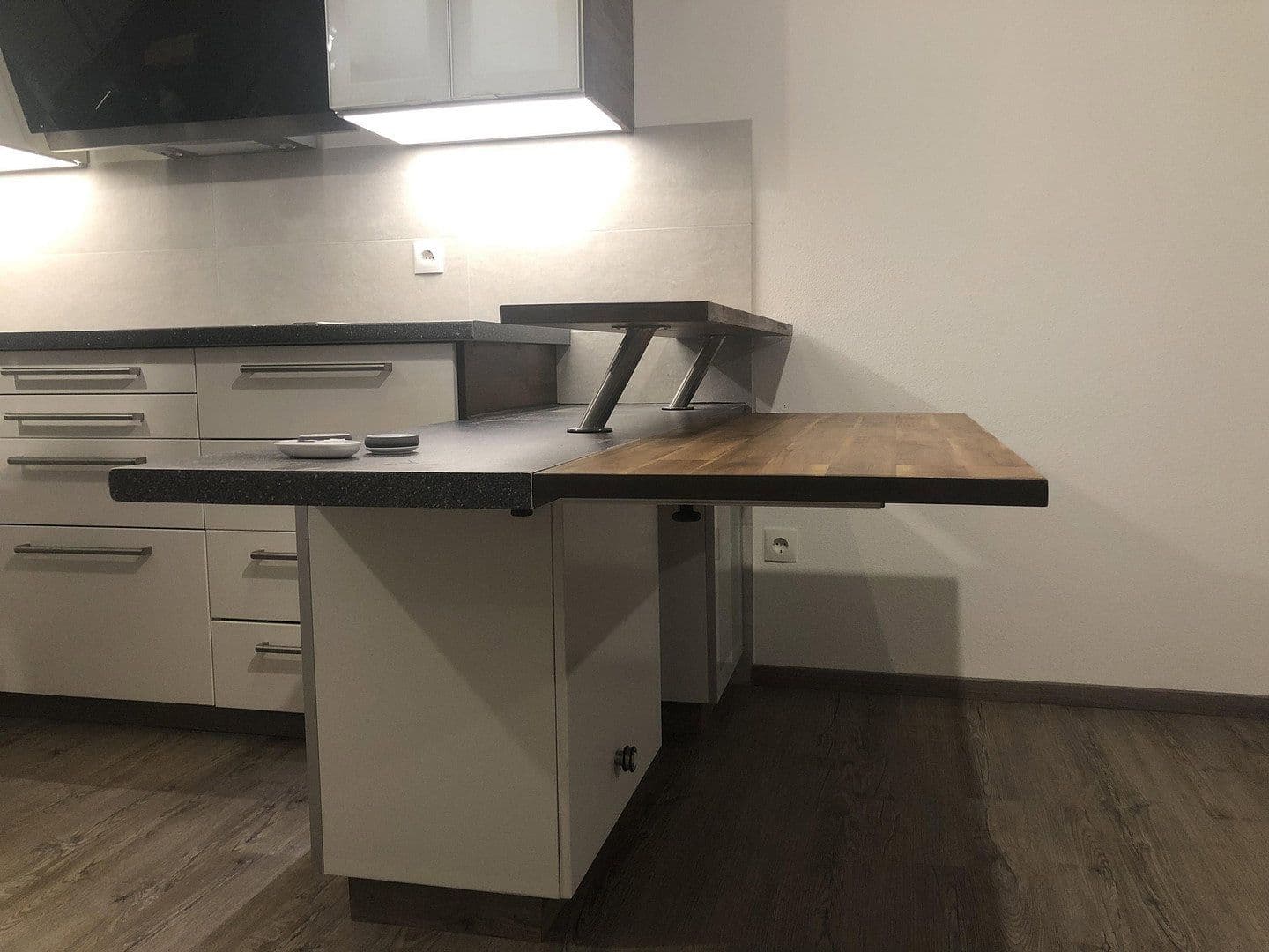 Predaj bytu 2-izbový 64 m², Dresdener Straße 1, Buchloe, Bavorsko Predaj bytu 2-izbový 64 m², Dresdener Straße 1, Buchloe, Bavorsko