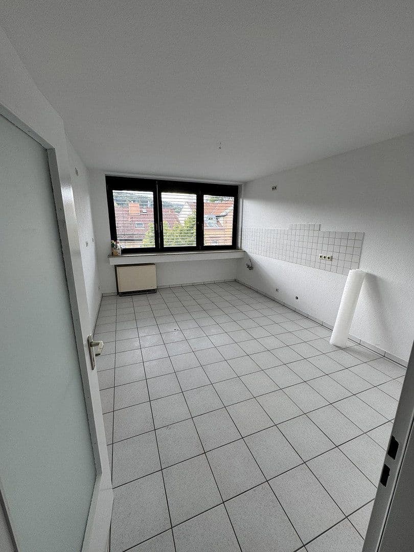 Prenájom bytu 3-izbový 105 m², Ludwigstraße 72, Wald-Michelbach, Hesensko Prenájom bytu 3-izbový 105 m², Ludwigstraße 72, Wald-Michelbach, Hesensko