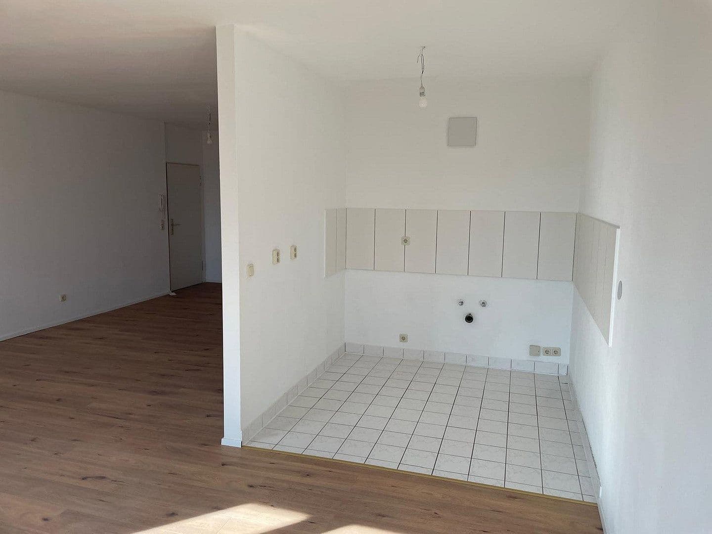 Prenájom bytu 2-izbový 75 m², Katharinenweg 18, Apolda, Durínsko Prenájom bytu 2-izbový 75 m², Katharinenweg 18, Apolda, Durínsko