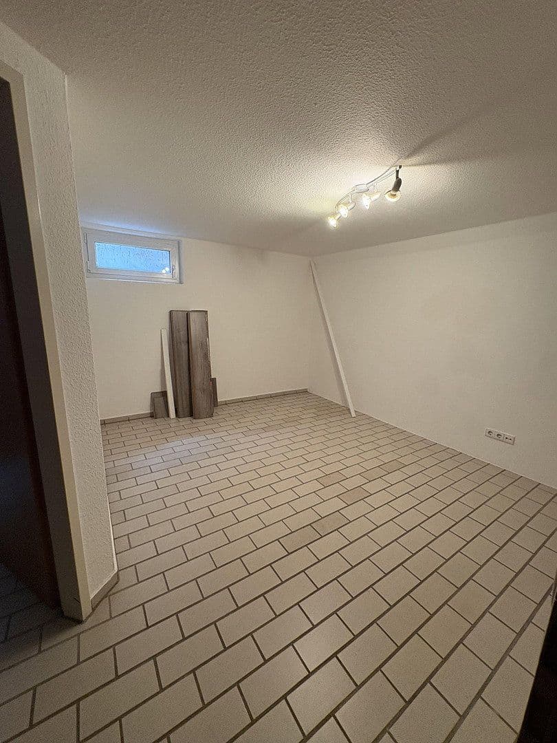 Predaj domu 98 m², pozemok 170 m², Wesseling, Severné Porýnie - Westfálsko Predaj domu 98 m², pozemok 170 m², Wesseling, Severné Porýnie - Westfálsko