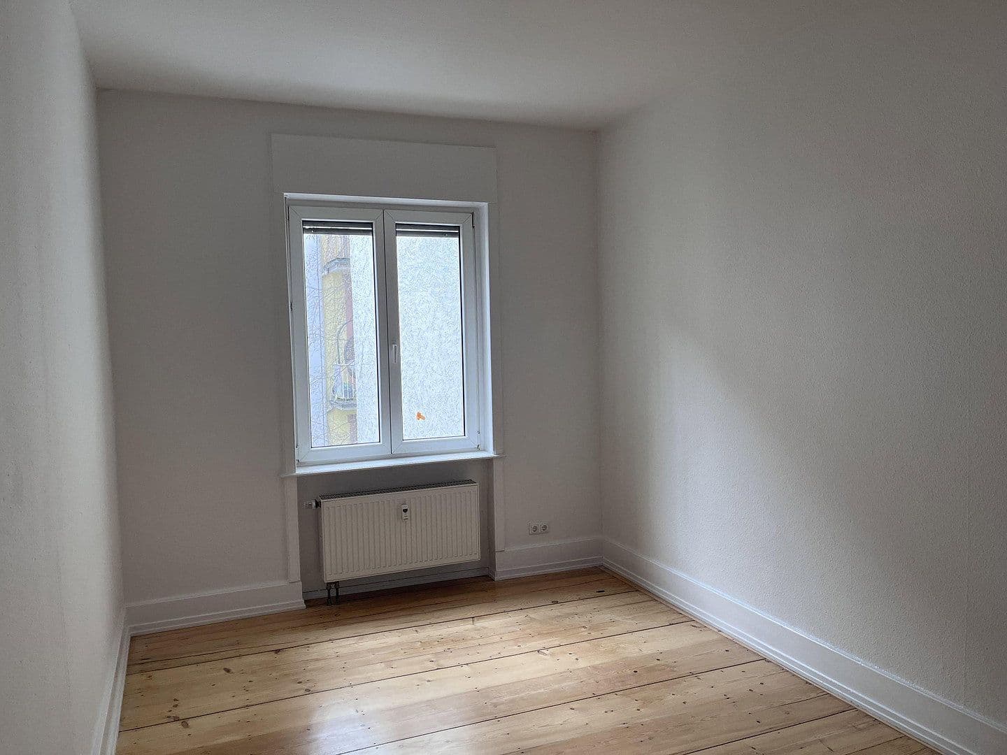 Prenájom bytu 2-izbový 55 m², Nordendstrasse 18, Frankfurt am Main, Hesensko Prenájom bytu 2-izbový 55 m², Nordendstrasse 18, Frankfurt am Main, Hesensko