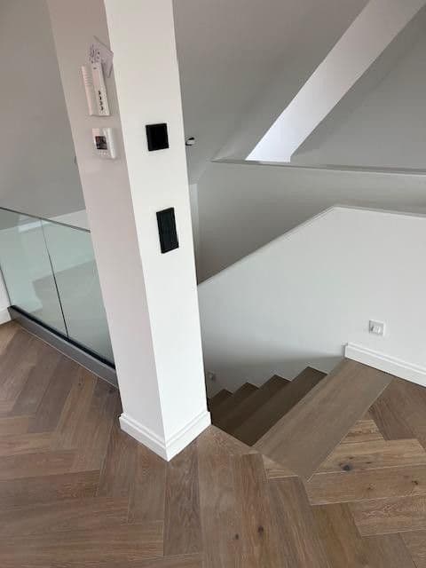 Prenájom bytu 4-izbový 150 m², Riedlstraße 3, München, Bavorsko Prenájom bytu 4-izbový 150 m², Riedlstraße 3, München, Bavorsko
