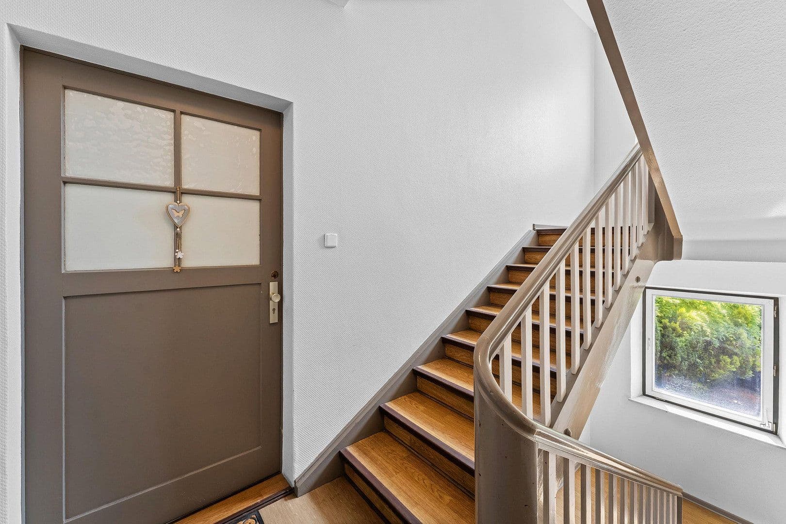 Prenájom bytu 2-izbový 96 m², Nürnberg, Bavorsko Prenájom bytu 2-izbový 96 m², Nürnberg, Bavorsko
