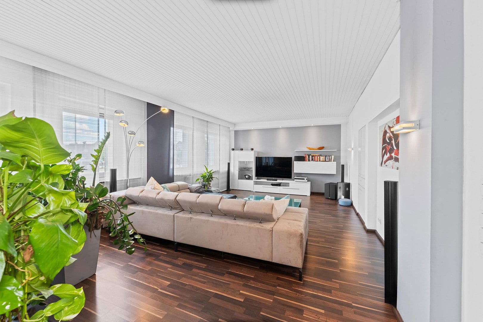 Prenájom bytu 2-izbový 96 m², Nürnberg, Bavorsko Prenájom bytu 2-izbový 96 m², Nürnberg, Bavorsko