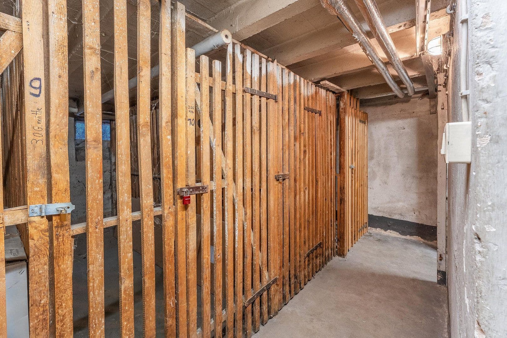Prenájom bytu 2-izbový 96 m², Nürnberg, Bavorsko Prenájom bytu 2-izbový 96 m², Nürnberg, Bavorsko