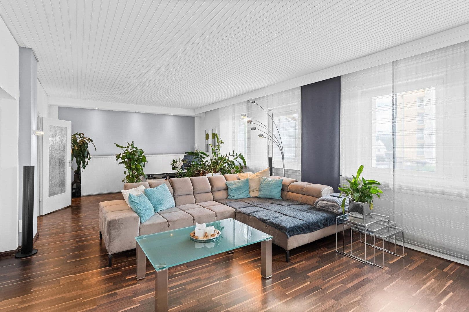 Prenájom bytu 2-izbový 96 m², Nürnberg, Bavorsko Prenájom bytu 2-izbový 96 m², Nürnberg, Bavorsko