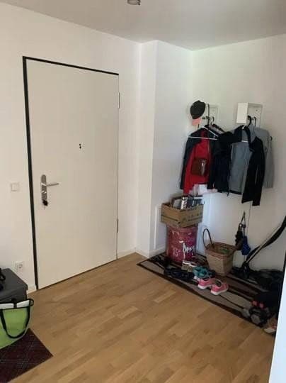 Prenájom bytu 3-izbový 104 m², Vaihingerstr. 106, Stuttgart, Bádensko-Wurttembersko Prenájom bytu 3-izbový 104 m², Vaihingerstr. 106, Stuttgart, Bádensko-Wurttembersko