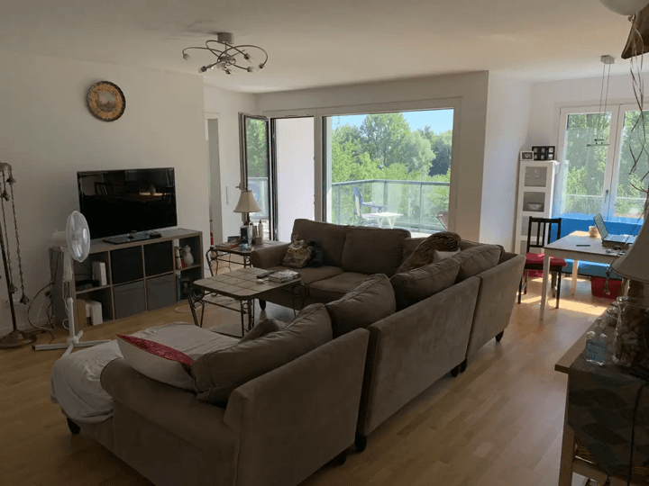 Prenájom bytu 3-izbový 104 m², Vaihingerstr. 106, Stuttgart, Bádensko-Wurttembersko Prenájom bytu 3-izbový 104 m², Vaihingerstr. 106, Stuttgart, Bádensko-Wurttembersko