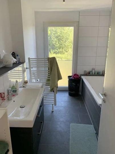 Prenájom bytu 3-izbový 104 m², Vaihingerstr. 106, Stuttgart, Bádensko-Wurttembersko Prenájom bytu 3-izbový 104 m², Vaihingerstr. 106, Stuttgart, Bádensko-Wurttembersko