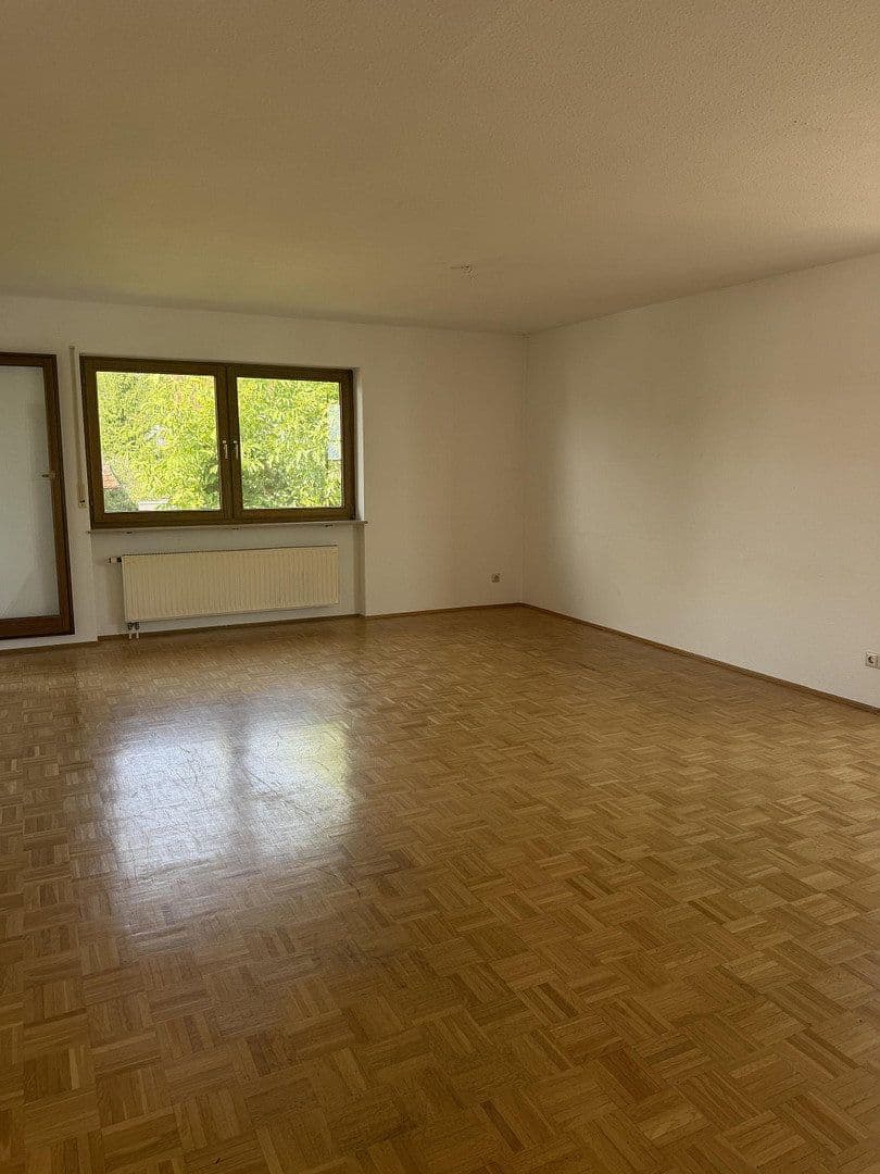 Predaj bytu 4-izbový 97 m², Alte Schulstr. 11, Zimmern ob Rottweil, Bádensko-Wurttembersko Predaj bytu 4-izbový 97 m², Alte Schulstr. 11, Zimmern ob Rottweil, Bádensko-Wurttembersko