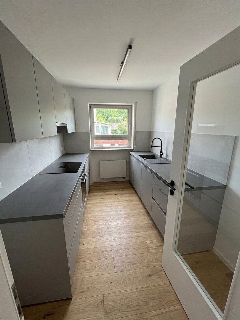 Predaj bytu 4-izbový 97 m², Alte Schulstr. 11, Zimmern ob Rottweil, Bádensko-Wurttembersko Predaj bytu 4-izbový 97 m², Alte Schulstr. 11, Zimmern ob Rottweil, Bádensko-Wurttembersko