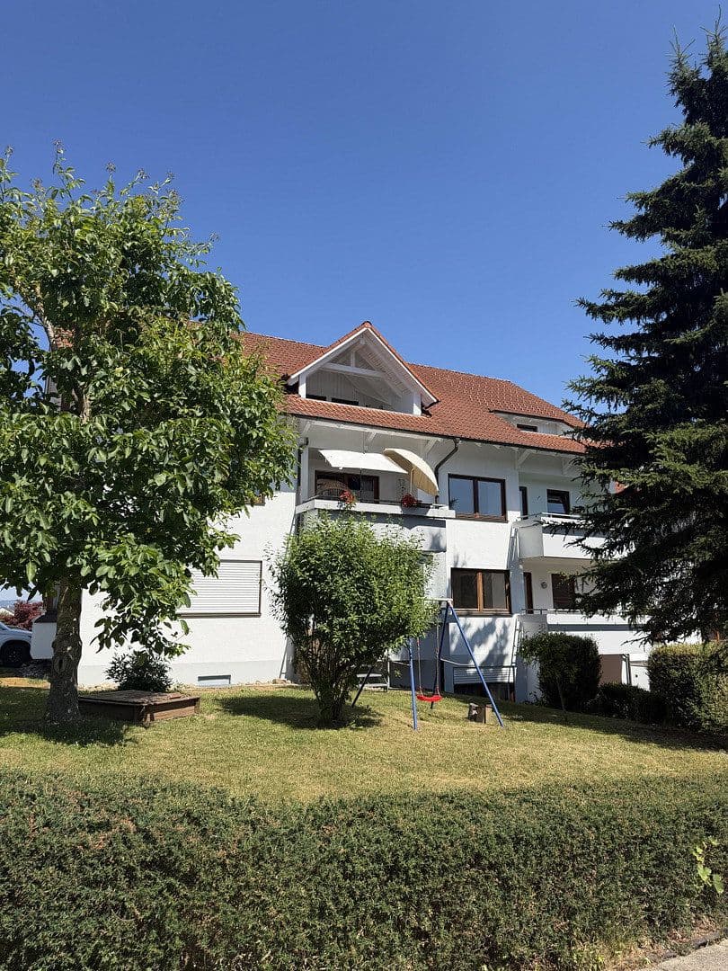 Predaj bytu 4-izbový 97 m², Alte Schulstr. 11, Zimmern ob Rottweil, Bádensko-Wurttembersko Predaj bytu 4-izbový 97 m², Alte Schulstr. 11, Zimmern ob Rottweil, Bádensko-Wurttembersko