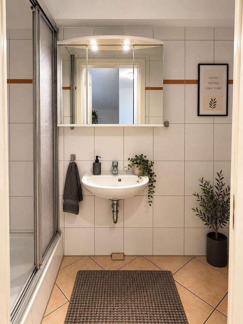 Prenájom bytu 2-izbový 38 m², Viehtrift 23, Köln, Severné Porýnie - Westfálsko Prenájom bytu 2-izbový 38 m², Viehtrift 23, Köln, Severné Porýnie - Westfálsko