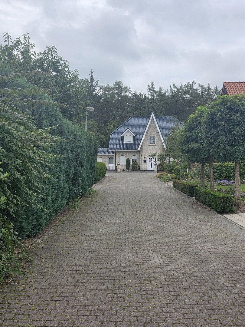 Predaj domu 169 m², pozemok 724 m², Cloppenburg, Dolné Sasko Predaj domu 169 m², pozemok 724 m², Cloppenburg, Dolné Sasko
