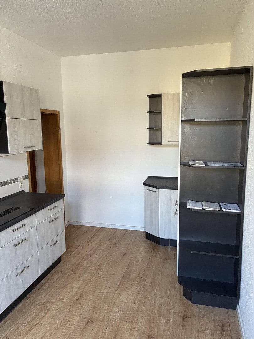 Prenájom bytu 2-izbový 74 m², Werderstr. 30, Dessau-Rosslau, Sasko-Anhaltsko Prenájom bytu 2-izbový 74 m², Werderstr. 30, Dessau-Rosslau, Sasko-Anhaltsko