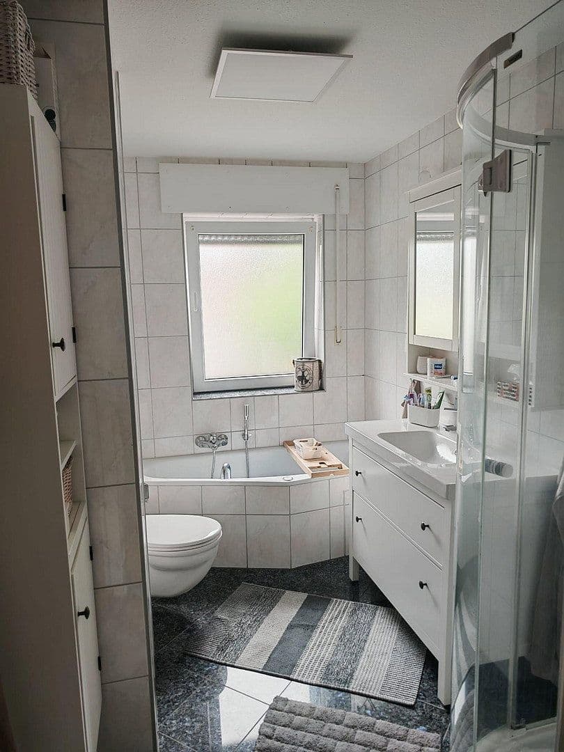 Predaj domu 170 m², pozemok 558 m², Harxheim, Porýnie-Falcko Predaj domu 170 m², pozemok 558 m², Harxheim, Porýnie-Falcko