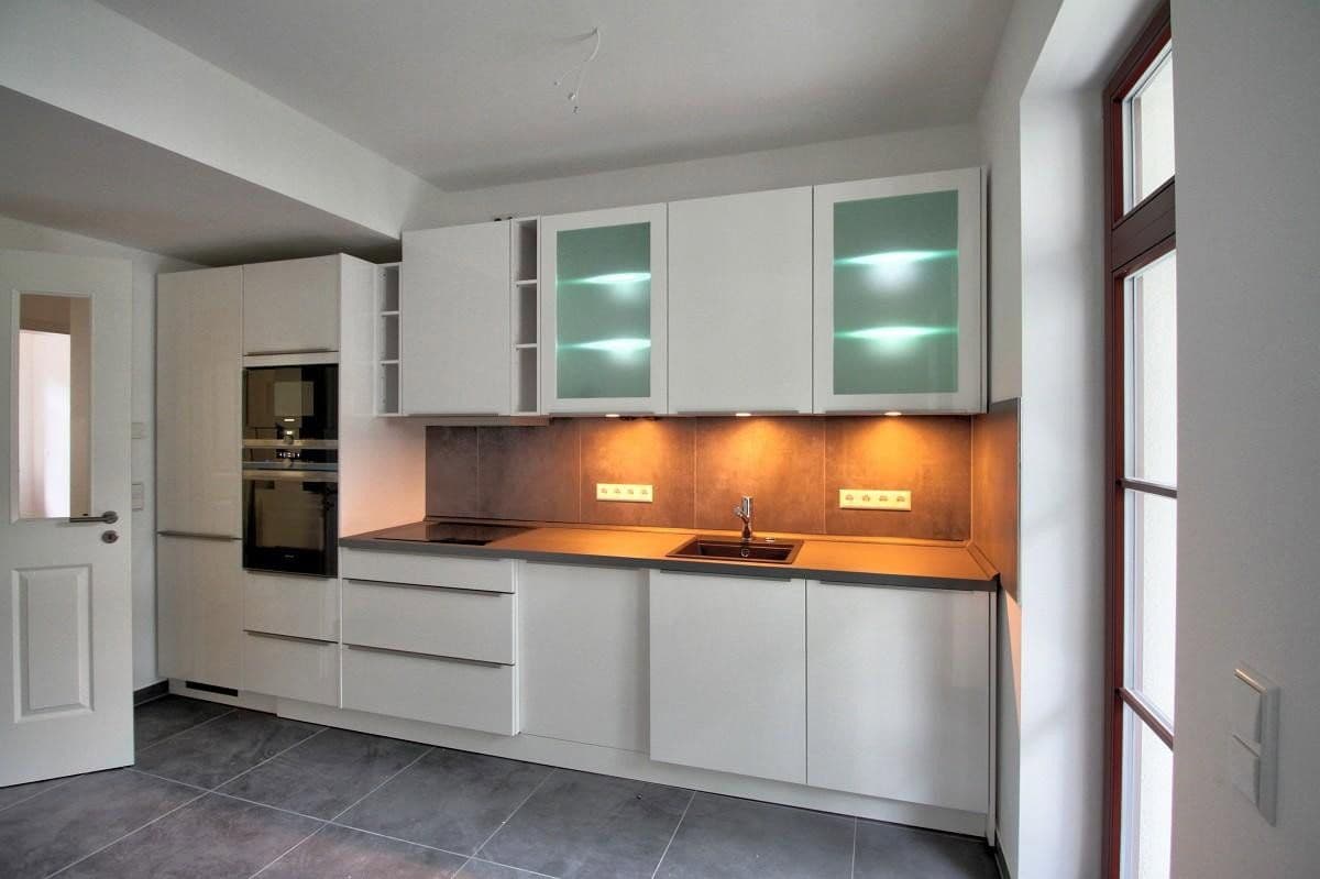 Prenájom bytu 2-izbový 74 m², Weißestraße 11, Leipzig, Sasko Prenájom bytu 2-izbový 74 m², Weißestraße 11, Leipzig, Sasko