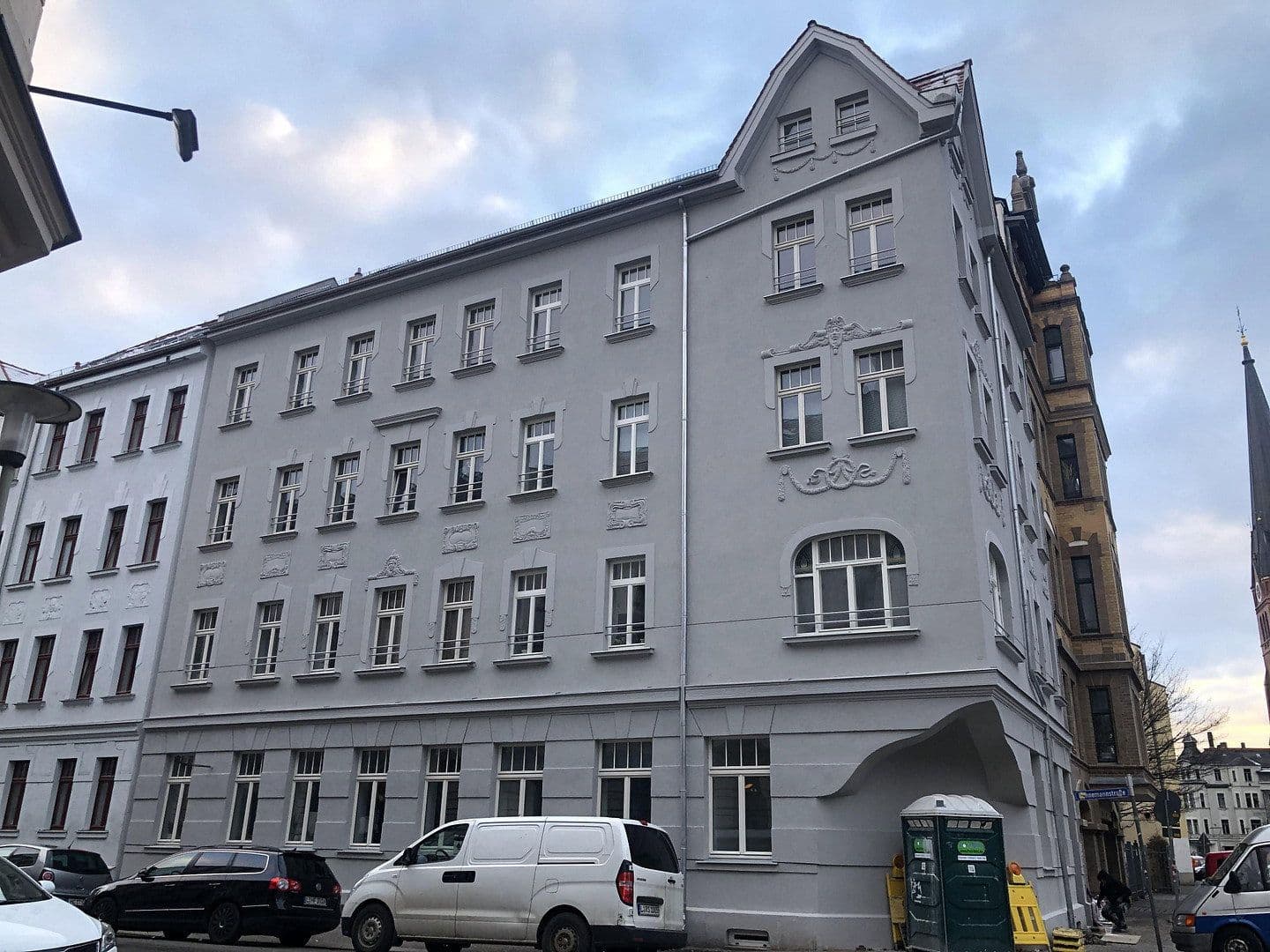 Prenájom bytu 3-izbový 87 m², Leipzig, Sasko Prenájom bytu 3-izbový 87 m², Leipzig, Sasko