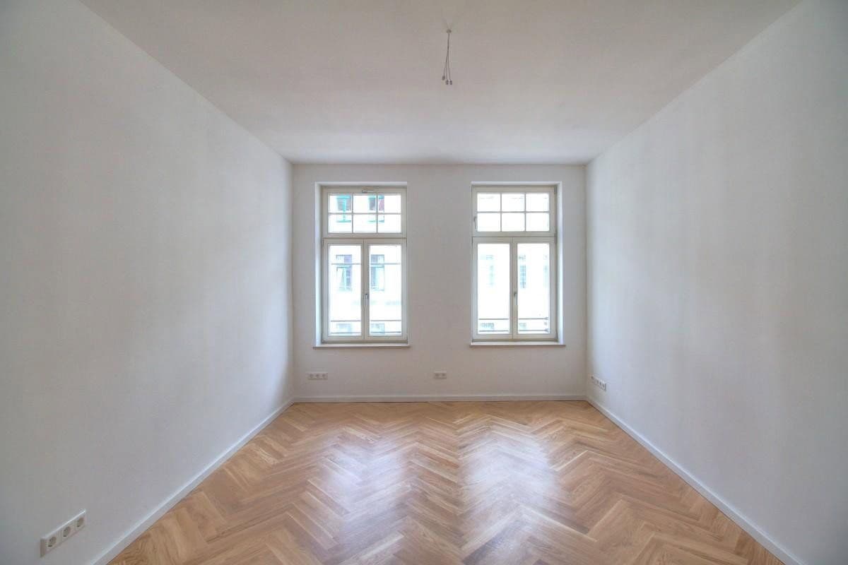 Prenájom bytu 3-izbový 87 m², Leipzig, Sasko Prenájom bytu 3-izbový 87 m², Leipzig, Sasko