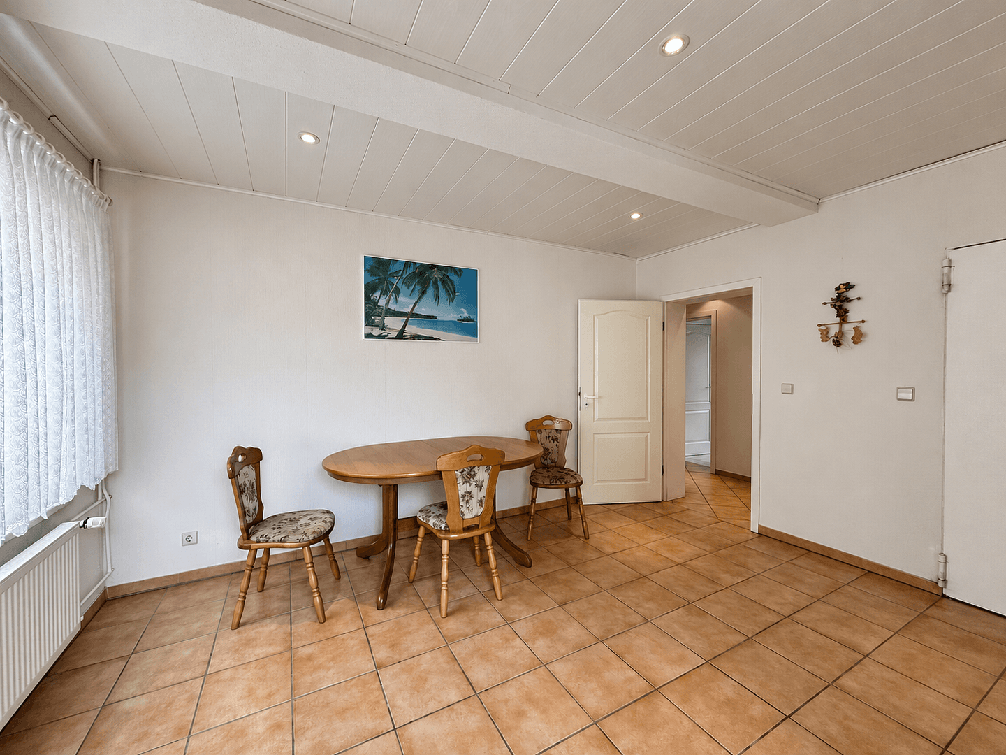 Predaj domu 247 m², pozemok 811 m², Lange Reihe 37, Katlenburg-Lindau, Dolné Sasko Predaj domu 247 m², pozemok 811 m², Lange Reihe 37, Katlenburg-Lindau, Dolné Sasko