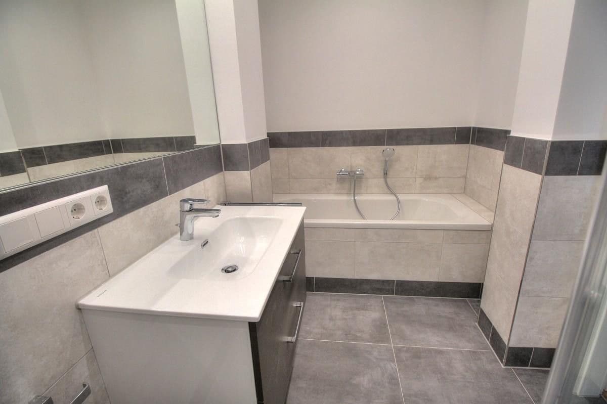 Prenájom bytu 3-izbový 75 m², Leipzig, Sasko Prenájom bytu 3-izbový 75 m², Leipzig, Sasko
