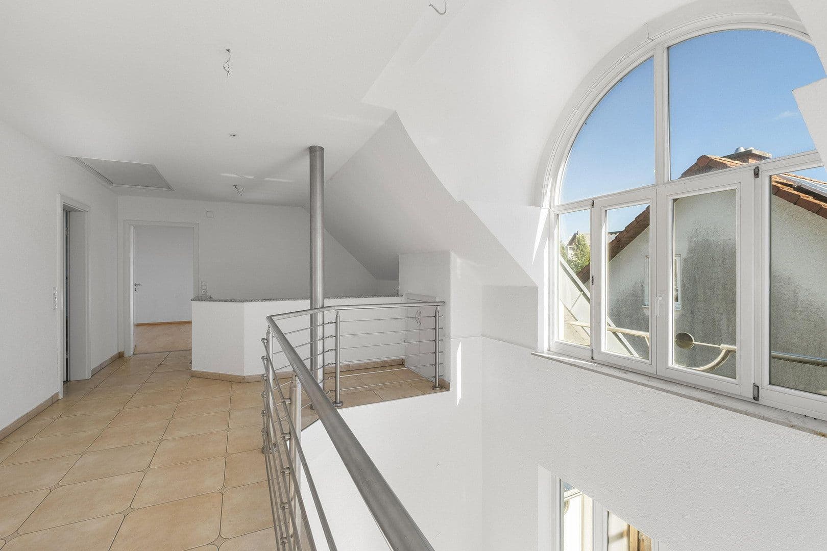 Predaj domu 240 m², pozemok 397 m², Sinsheim, Bádensko-Wurttembersko Predaj domu 240 m², pozemok 397 m², Sinsheim, Bádensko-Wurttembersko