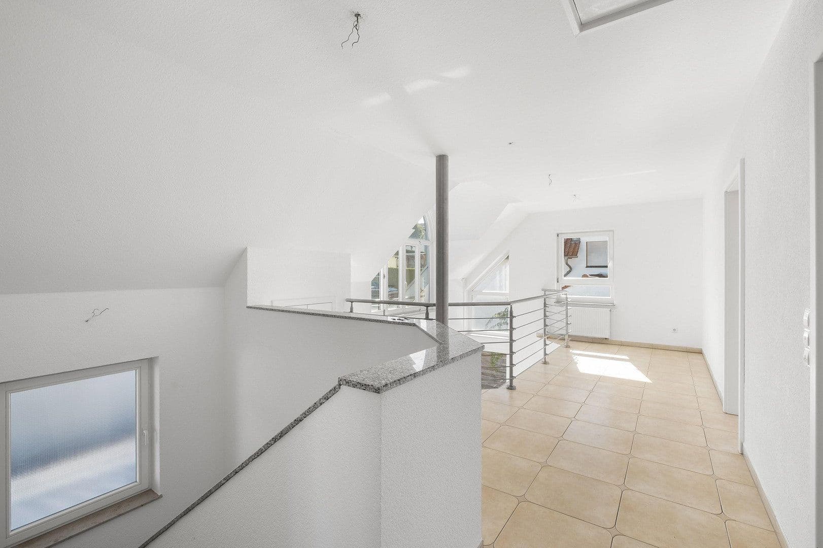 Predaj domu 240 m², pozemok 397 m², Sinsheim, Bádensko-Wurttembersko Predaj domu 240 m², pozemok 397 m², Sinsheim, Bádensko-Wurttembersko