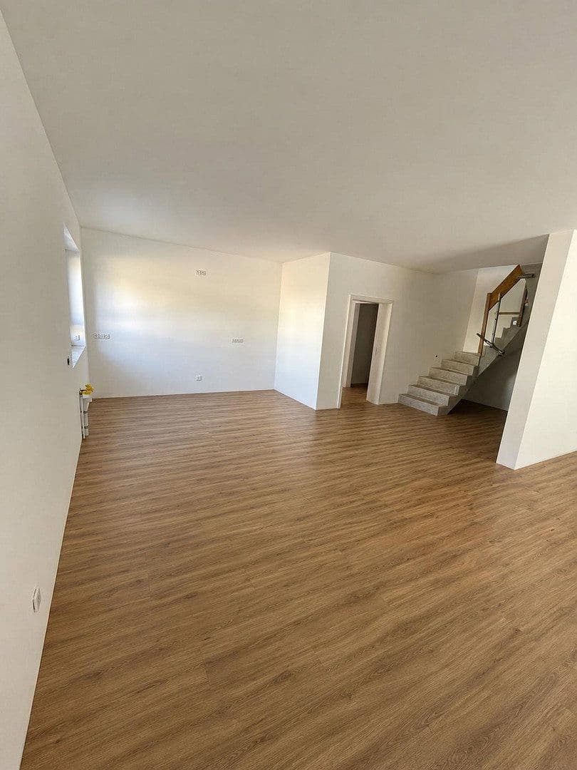 Prenájom domu 146 m², pozemok 447 m², Teupitz, Brandenbursko Prenájom domu 146 m², pozemok 447 m², Teupitz, Brandenbursko