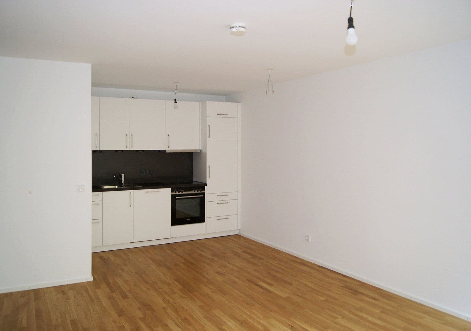 Prenájom bytu 2-izbový 43 m², Richard-Tauber-Straße 3, München, Bavorsko Prenájom bytu 2-izbový 43 m², Richard-Tauber-Straße 3, München, Bavorsko